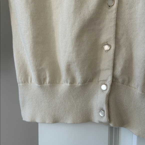 J Crew The Clare Cardigan Ribbed Cuffs & Waist Sz M (Runs Small) w MEASUREMENTS - Picture 5 of 12